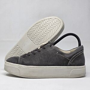 NAKED FEET Helio Women's Size 8 M Lace Up Sneakers Shoes Gray Pre-owned